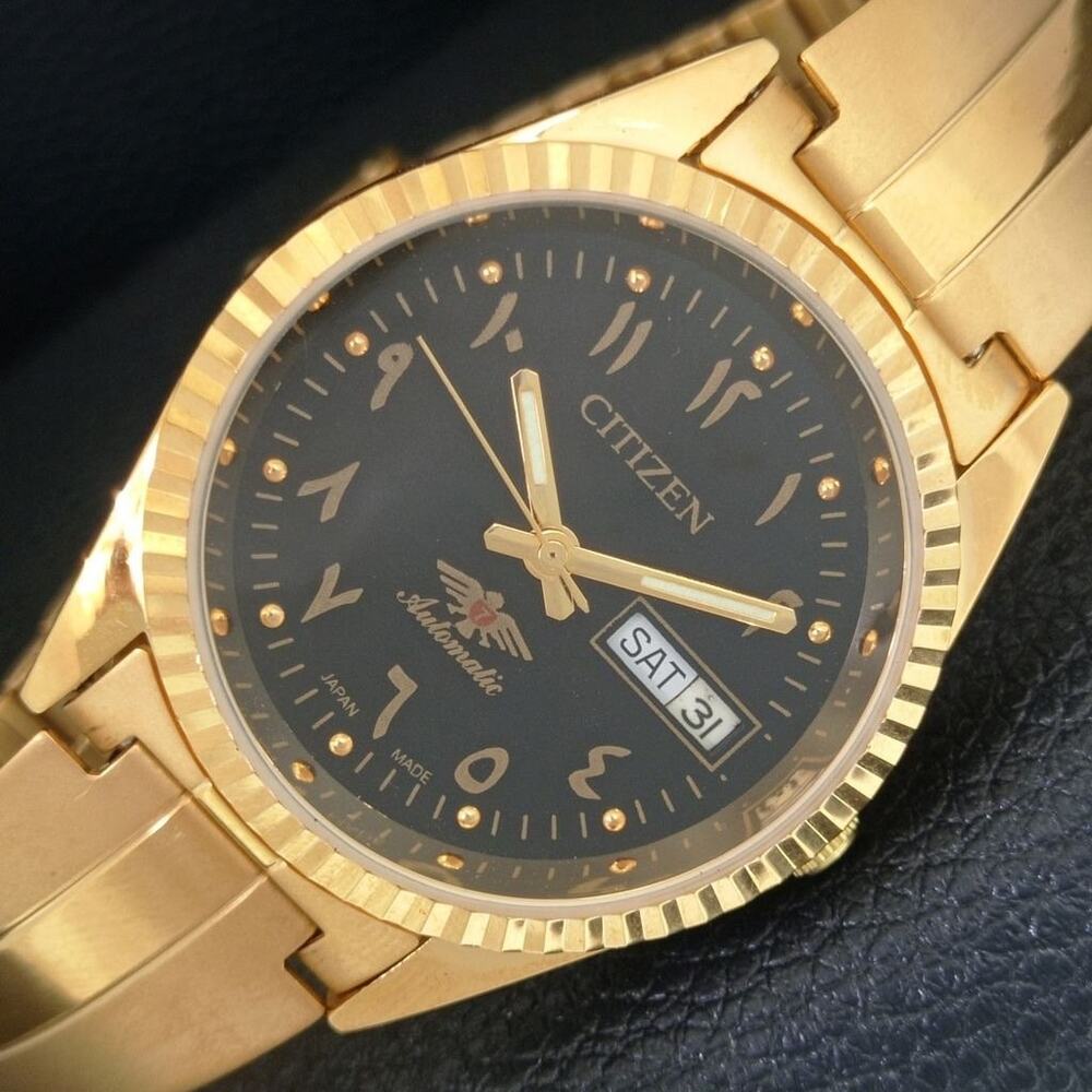 Vintage 1971 Citizen Automatic Mens Gold Watch W/daydate & Black accents
